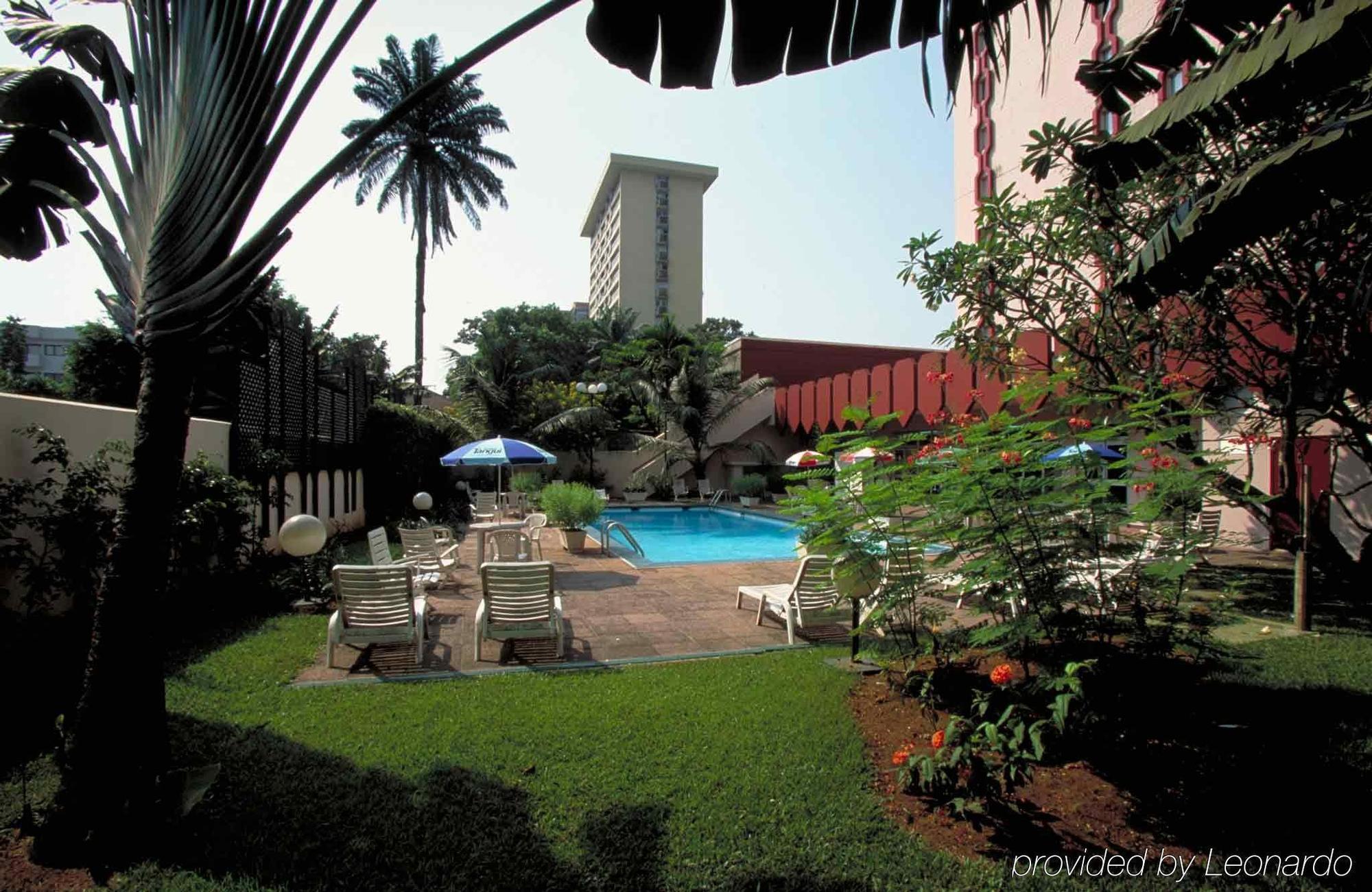 Ibis Douala Hotel Exterior foto
