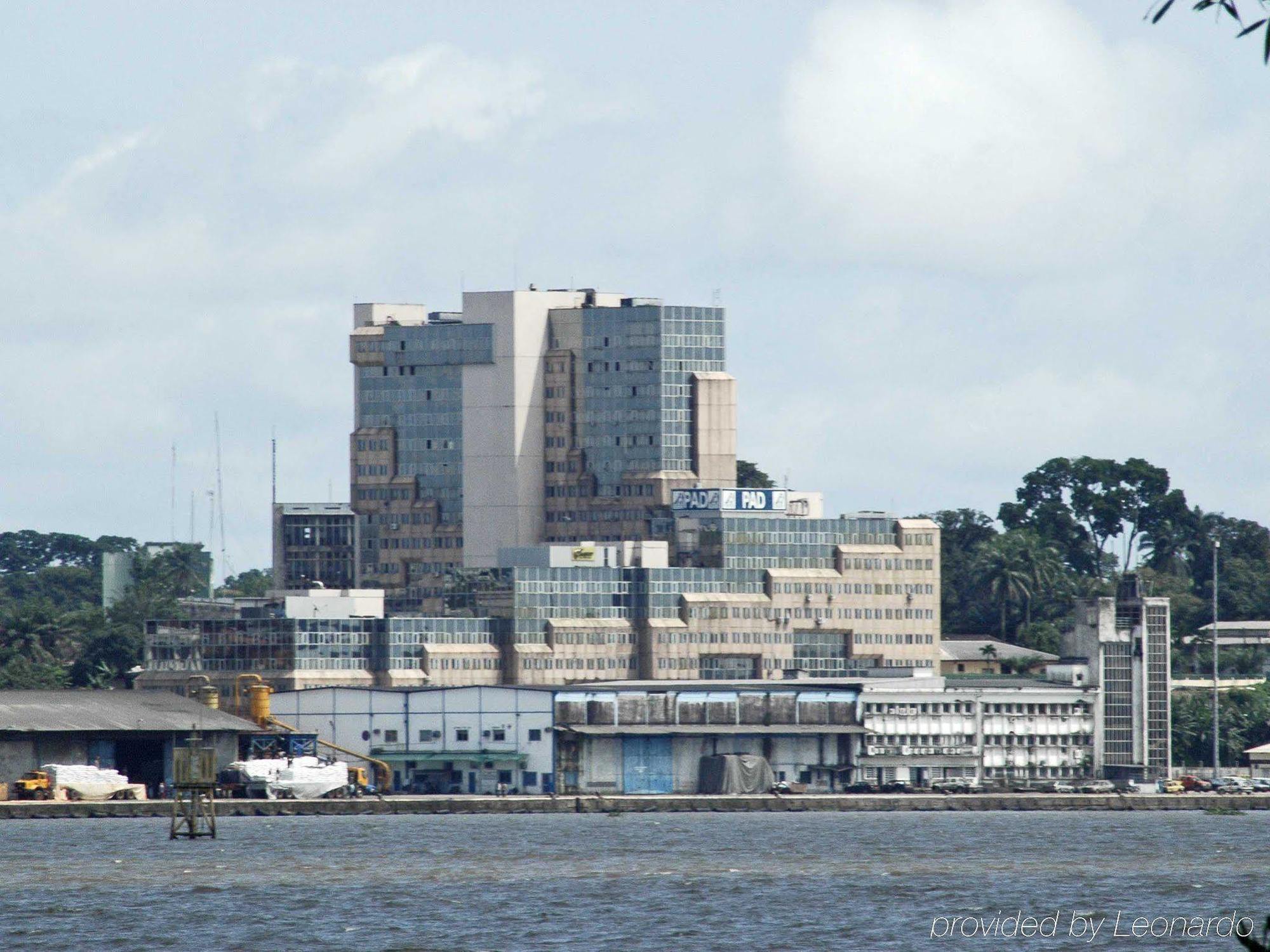 Ibis Douala Hotel Exterior foto