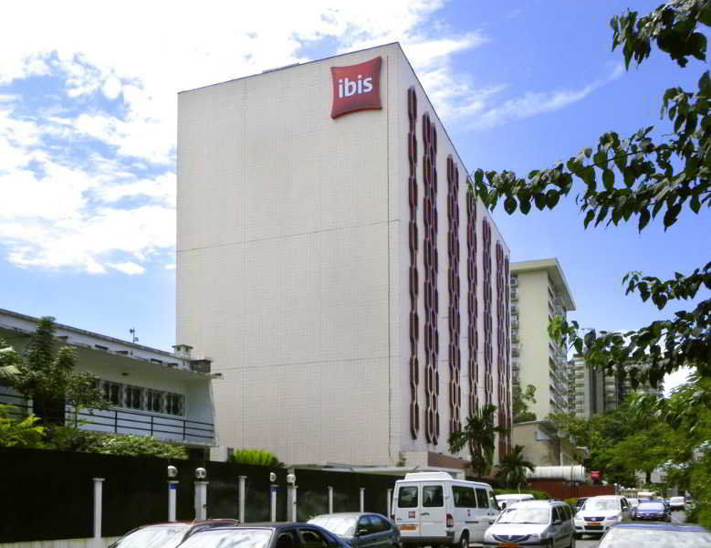 Ibis Douala Hotel Exterior foto
